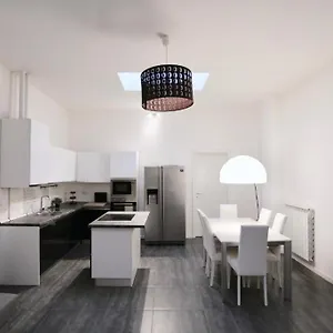 trend-apartments.it-lombardy.com/