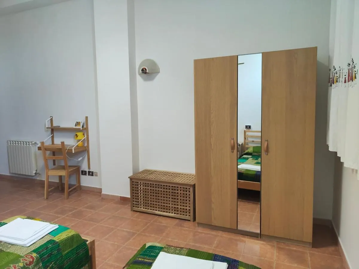 Beteyà Hostel Don Bosco Aeroporto di Catania Fontana Rossa