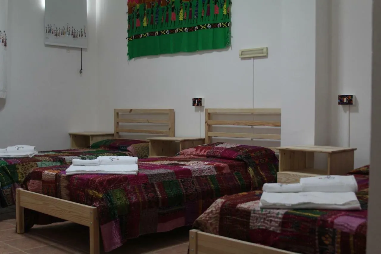 Beteyà Hostel Don Bosco Aeroporto di Catania Fontana Rossa 0*,